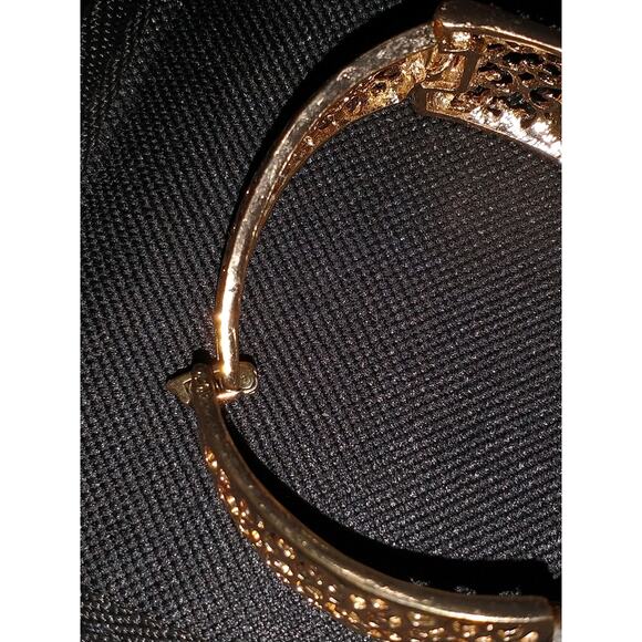 🍭3 for 20 - Gold Tone Filigree Clasp Bracelet Rhinestones 7" Sparkle Pretty - Picture 9 of 9